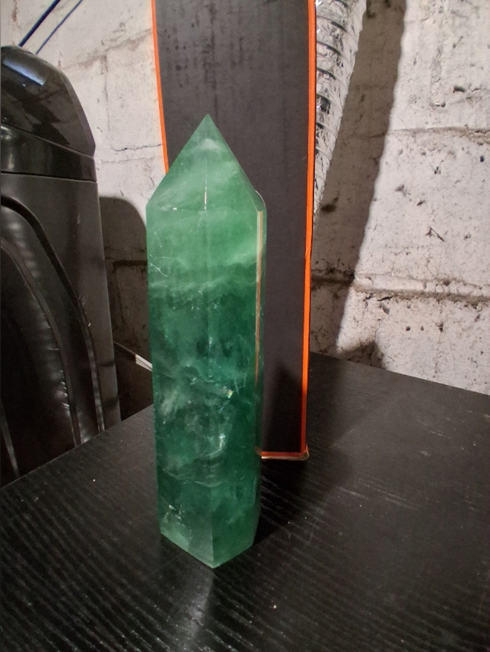Green Fluorite Tower - Picture 3 of 4